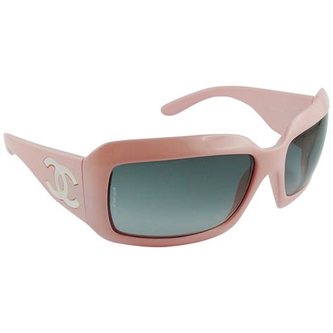 chanel glasses pink